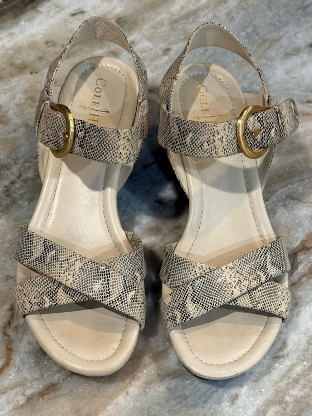 Women’s COLE HAAN Tan/grey snakeskin leather wedge sandals- Size 7.5 - Picture 3 of 7